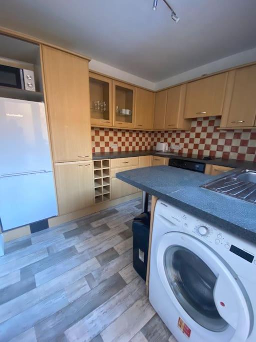 Modern Two Bed House Close To City Centre Белфаст Екстер'єр фото