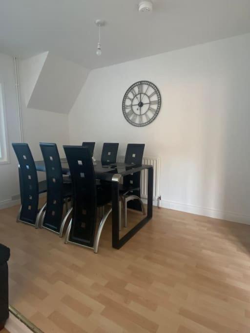 Modern Two Bed House Close To City Centre Белфаст Екстер'єр фото